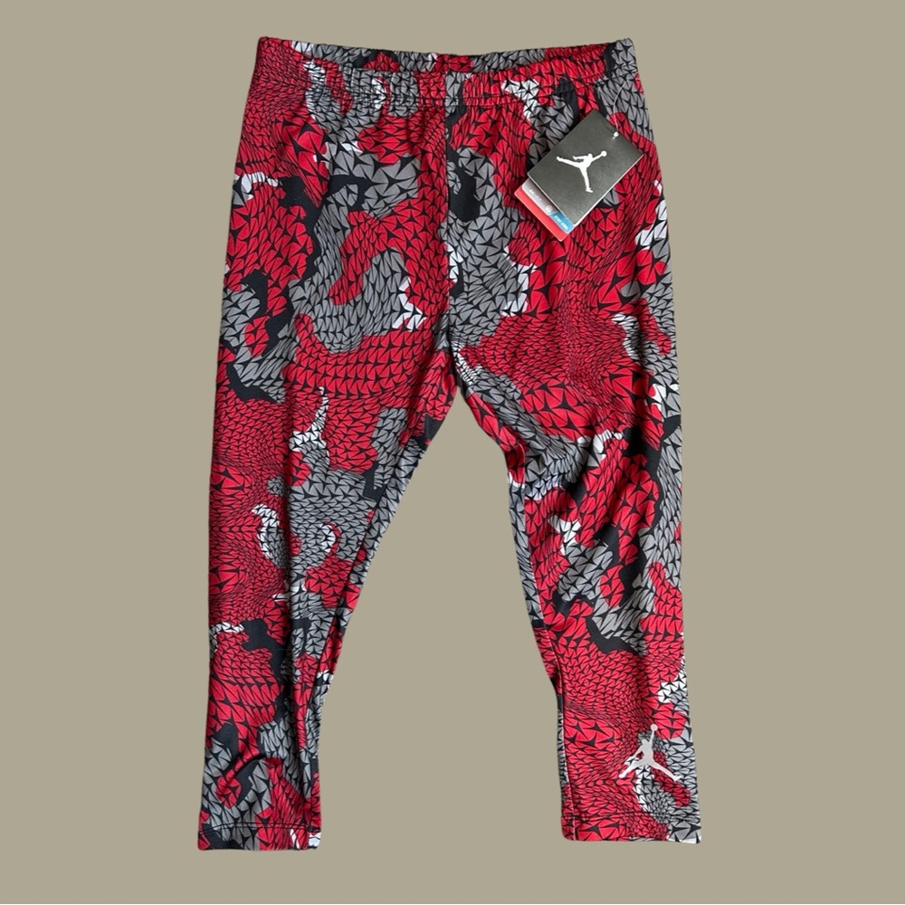 NEW Girls’ Nike Air Jordan Jumpman Dry-Fit 3/4 Length Tights - XL